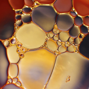 How does foam form in oil?
